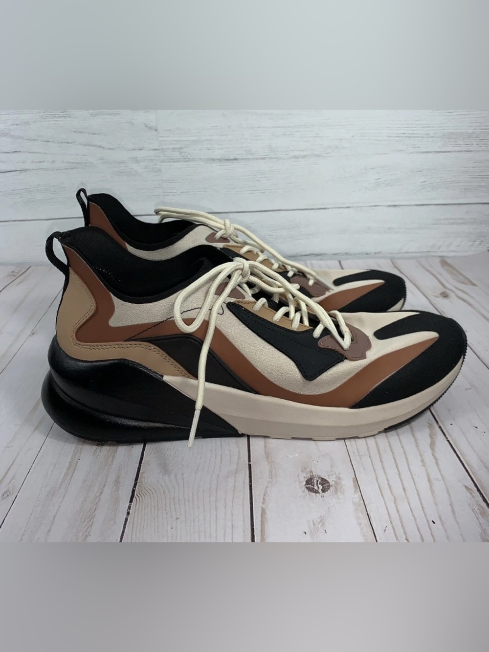Fabletics Echo Performance Sneakers Women's Size 8.5 View 5